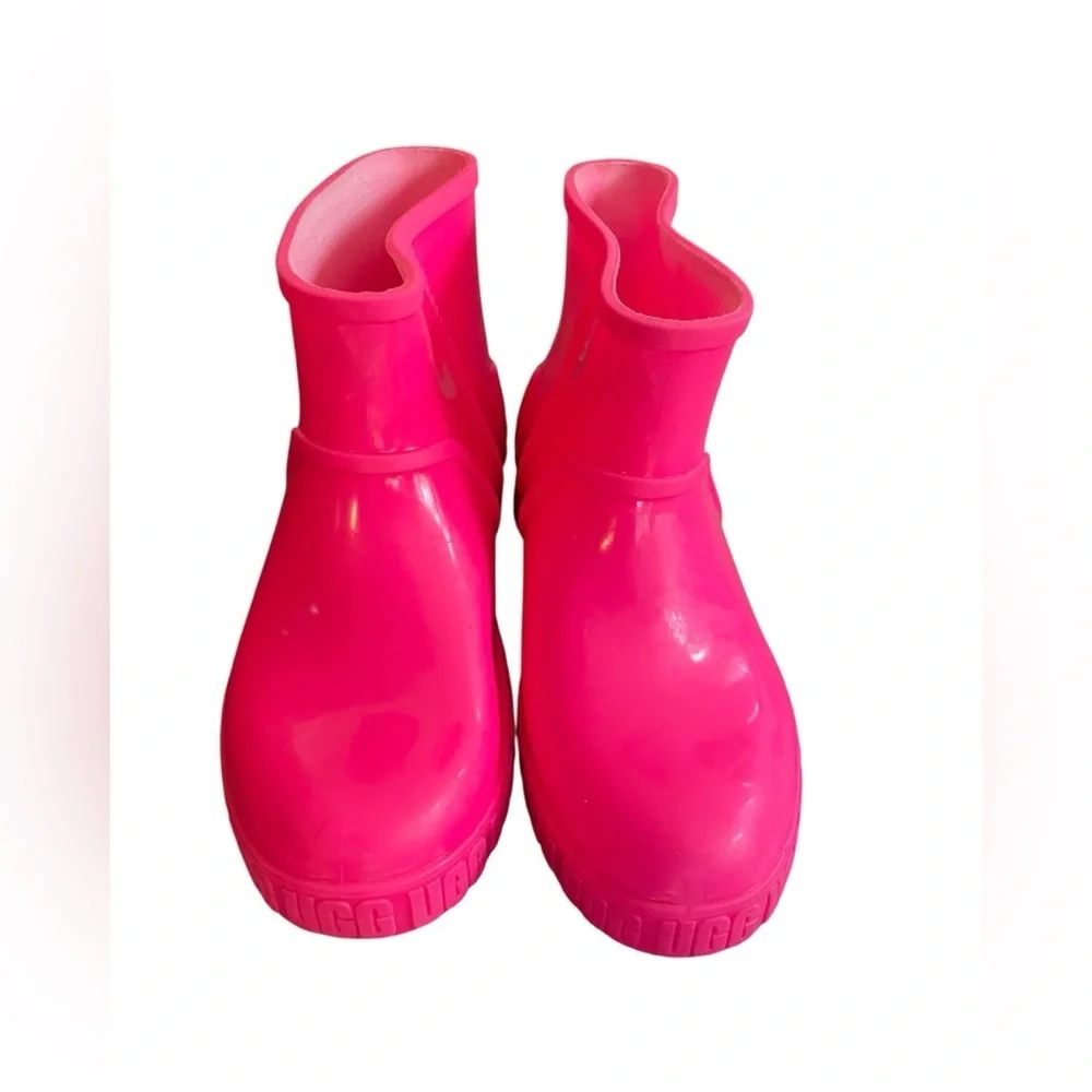 UGG Drizlita Taffy Pink Rain Boot Girls Size 4